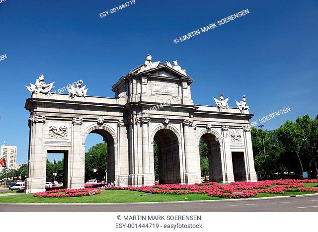 Madrid Puerta de Alaca