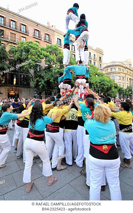 Castellers traditional human towers, Barcelona, Catalonia, Spain