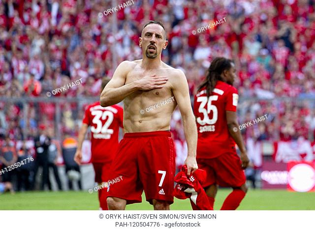 Franck RIBERY (# 7, M) after his goal to 4: 1. Football, Bayern Munich (M) - Eintracht Frankfurt (F) 5: 1, German champion. Bundesliga, 34