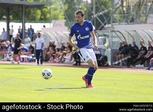 firo: 03.07.2021, football, 2. Bundesliga, season 2021/2022, training camp FC Schalke 04, test match, FC Schalke 04 - Zenit St