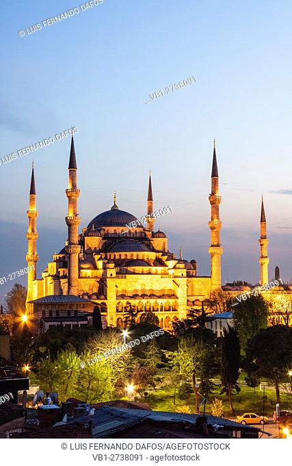 Sultan Ahmed or Blue Mosque at dusk. Turkey, Istanbul