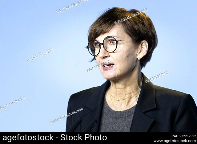 Bettina Stark-Watzinger (FDP), Federal Minister of Education and Research, pictured during a press conference on the Medical Informatics Initiative (MII) at the...