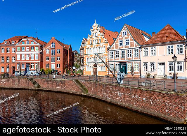 Row of houses, mayor Hintze house, gabled house, at the old Hansehafen, Schwinge river, Stade, Lower Saxony