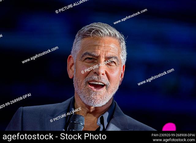 20 September 2023, North Rhine-Westphalia, Cologne: George Clooney, U.S. actor, speaks at Deutsche Telekom's Digital X Internet Congress at Media Park