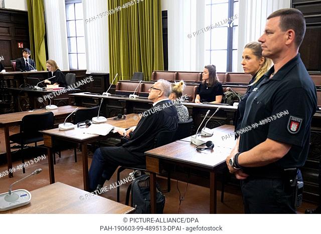 03 June 2019, Hamburg: The defendant and her lawyer Siegfried Schäfer (l) are sitting in the courtroom of the criminal justice building before the beginning of...