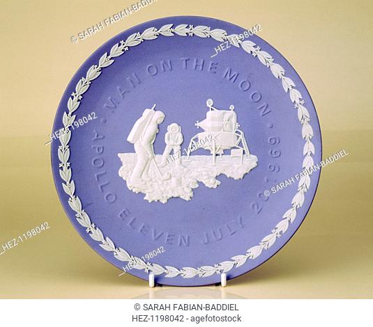 Wedgwood plate commemorating the 1969 Apollo 11 Moon landing, 1972. This plate depicts American astronaut Neil Armstrong playing his famous golf shot on the...