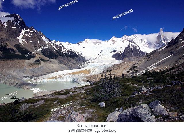 Cerro Torre (right), Cerro Doblado, Cerro Grande, Glaciar Grande, Laguna Torre, Chile, Patagonia, Los Glaciares National Park, El Chalten