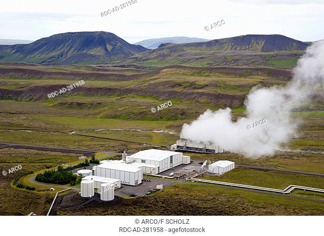 Generating station, geothermal area, Nesjavellir, Iceland / at road 435