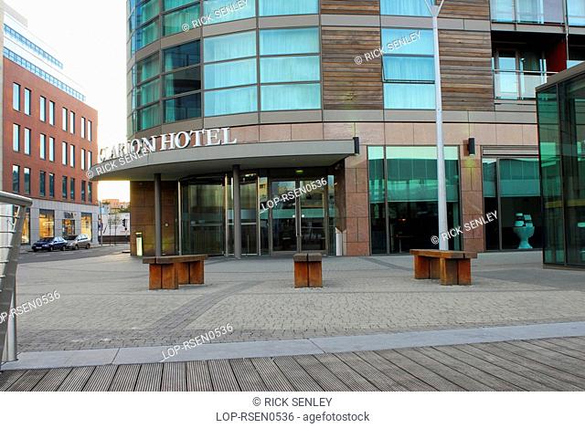 Republic of Ireland, County Cork, Clarion Hotel, A view to the entrance of the Clarion Hotel in Cork