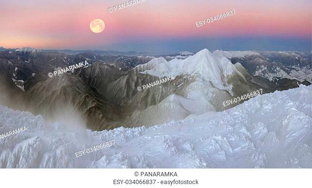 Highest peak of the Ukrainian Carpathians and Chernogora- Goverla 2061 meter on Christmas and New Year is especially beautiful during severe frosts after heavy...