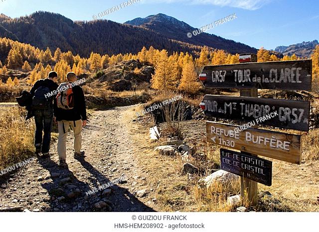 France, Hautes Alpes, the Brianconnais area in autumn, La Claree Valley, hike starting at Nevache