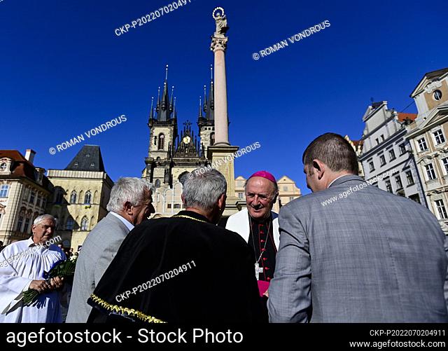 The new Archbishop of Prague Jan Graubner (second from right) arrives at the Marian Column on Old Town Square and then visits the Church of Our Lady before Tyn