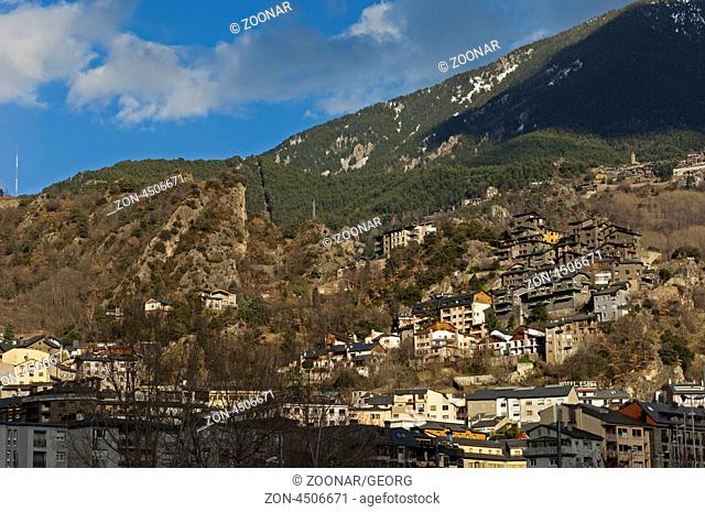 Blick auf den Ortsteil Escaldes-Engordany, Andorra La Vella, Fürstentum Andorra / View of the parish Escaldes-Engordany, Andorra La Vella
