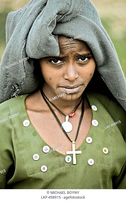 Young woman from the Ethiopian Highlands, Ethiopia, Africa