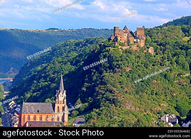 Church of Our Lady and the Schönburg in Oberwesel on the Middle Rhine