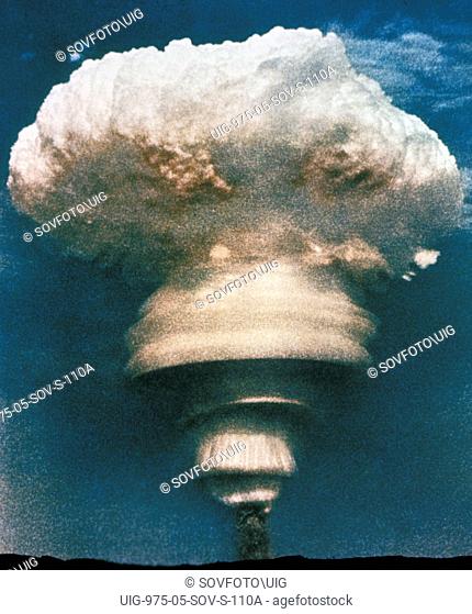 China exploded it's first hydrogen bomb on june 17, 1967