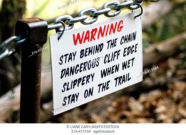 Cliff warning sign. Utah, USA