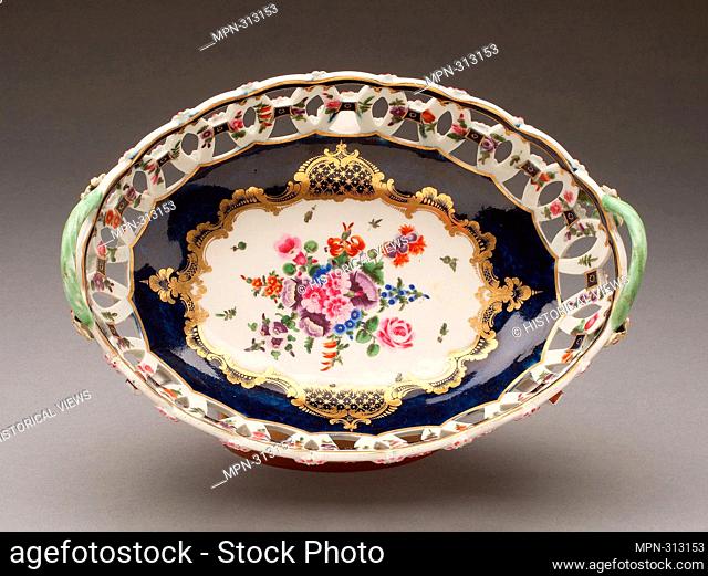 Worcester Royal Porcelain Company. Basket - About 1770 - Worcester Porcelain Factory Worcester, England, founded 1751. Soft-paste porcelain, underglaze blue