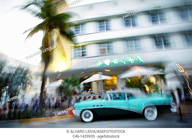 Art Deco hotel, Art Deco District, Ocean Drive, Miami Beach, Florida, USA