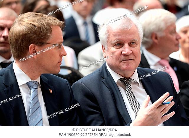 20 June 2019, Berlin: Horst Seehofer (CSU), Federal Minister of the Interior, Building and Home Affairs, and Daniel Günther (l, CDU)