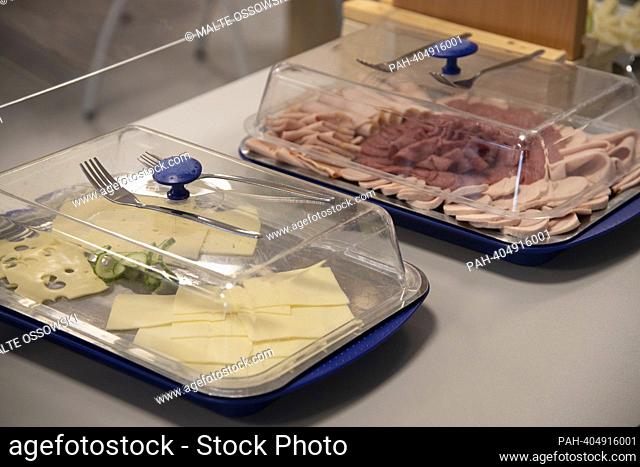 Platters with cheese and sausage varieties, cheese platter, sausage platter, The Brotzeit project is intended to enable children to start the school day with...
