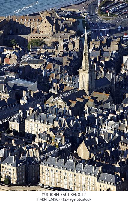 France, Ille et Vilaine, Cote d'Emeraude Emerald Coast, Saint Malo, cathedrale Saint Vincent aerial view