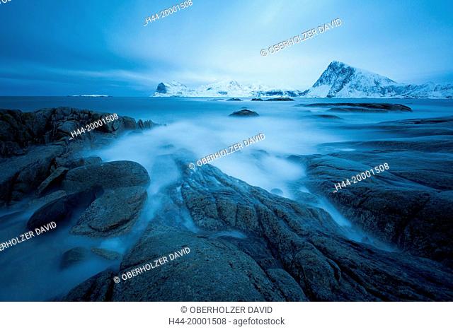 Lofoten, Myrland, water, winter
