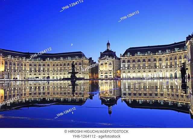 France, Bordeaux, Miroir d'eau Water mirror and Place de la Bourse