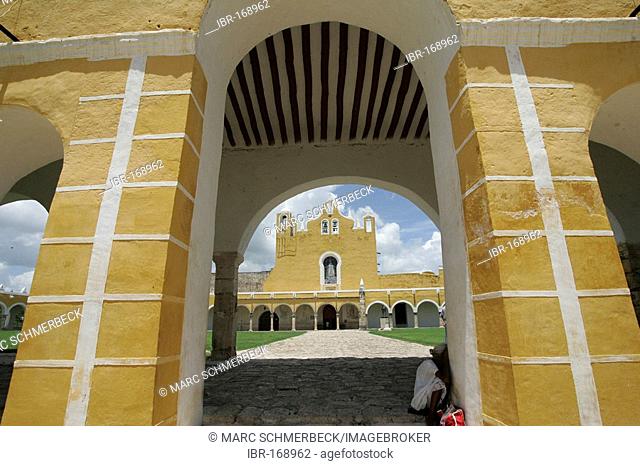Monastry of Saint Anthony, Izamal, Yucatan, Yukatan, Mexico