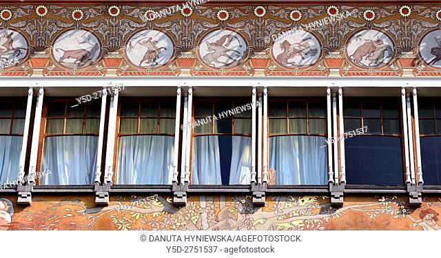 Art Nouveau facade with beautiful paintings, Albert Ciamberlani house built in 1897 by Paul Hankar, Rue Defacqz 48, Brussels, Bruxelles, Belgium, Europe