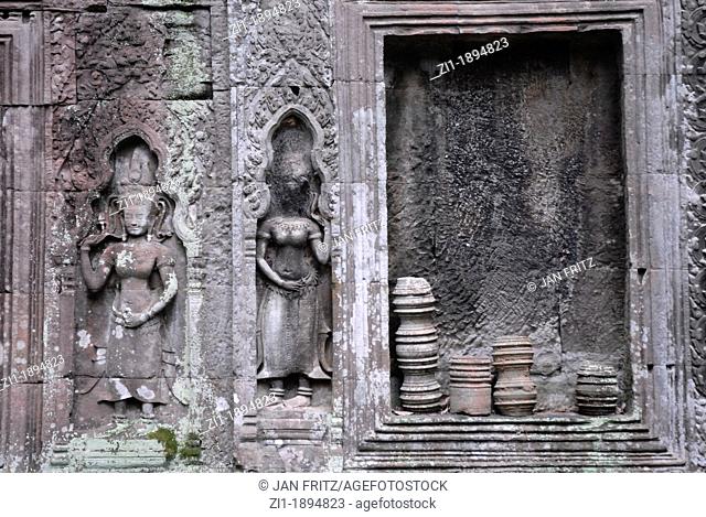 details at ruins of Angkor Ta Prohm