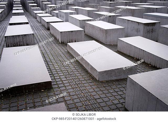 Memorial to the Murdered Jews of Europe, Holocaust Memorial in Berlin, Denkmal fur die ermordeten Juden Europas, Holocaust-Mahnmal, January 16