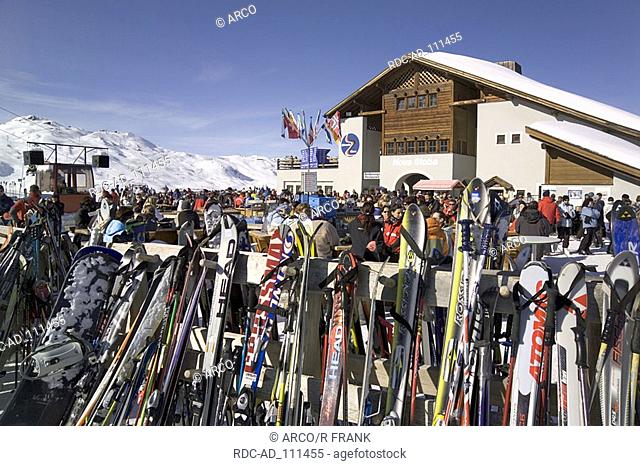 Ski in front of mountain inn Nova Stoba Ski area Silvretta Nova Montafon Vorarlberg Austria alps