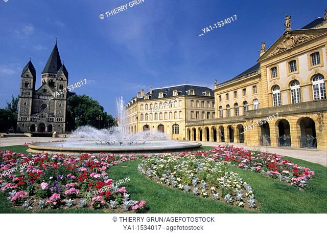 Temple Neuf church and Opera-theater buildings, Place de la comedie (Comedy's place), Metz, Moselle, Lorraine region, France