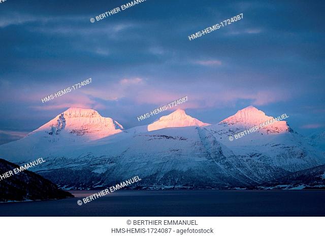 Norway, Lapland, Troms, Tromso, winter landscape along the northern light road E8