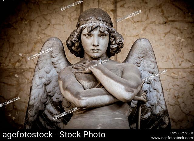Angel sculpture by Giulio Monteverde for the Oneto family monument in Staglieno Cemetery, Genoa - Italy (1882)