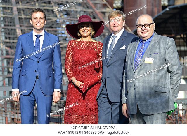 12 October 2018, Saarland, Voelklingen: Willem-Alexander (2nd from right), King of the Netherlands, and Queen Maxima as well as Tobias Hans (L