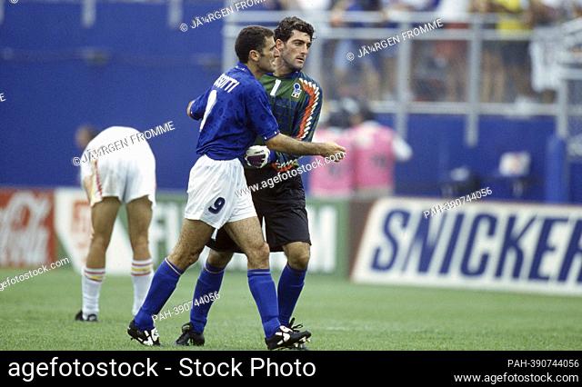 firo, 09.07.1994 Archive image, archive photo, archive, archive photos Football, soccer, World Cup 1994 USA Quarterfinals: Italy - Spain 2:1 Gianluca Pagliuca
