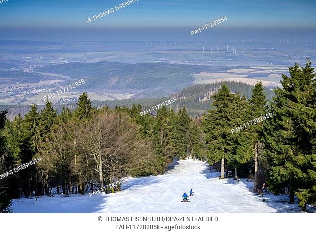 18th February 2019: Brotterode / Grosser Inselsberg: View from the summit of the Big Island Mountain towards Thueringen. Photo: Thomas Eisenhuth | usage...