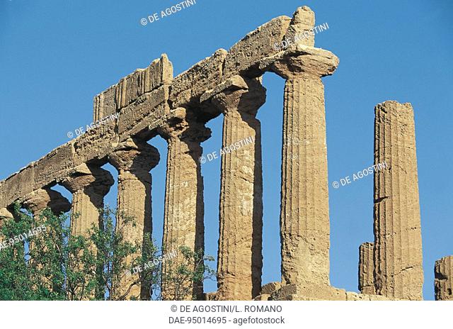 Temple of Hera Lakinia, known as Temple of Juno or Temple D, Valley of the Temples of Agrigento (UNESCO World Heritage Site, 1997), Sicily, Italy