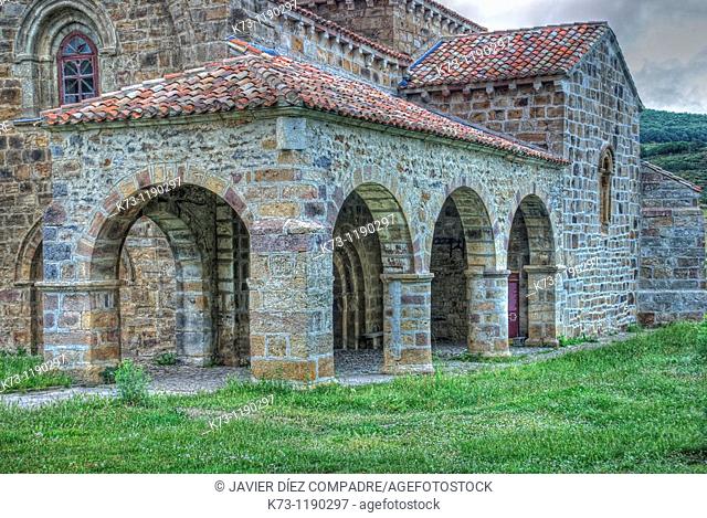 Romanesque Church of San Salvador de Cantamuda (12th century). Fuentes Carrionas y Fuente Cobre-Montaña Palentina Natural Park