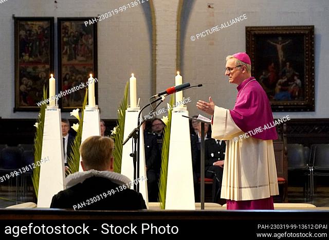 19 March 2023, Hamburg: Archbishop Stefan Heße, Archdiocese of Hamburg, speaks at the memorial service for the victims of the rampage at Jehovah's Witnesses in...
