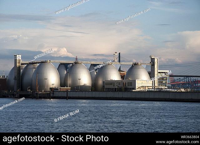 Germany, Hamburg, Industrial tanks at harbour