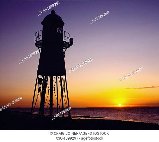 The lighthouse at Black Nore overlooking the Bristol Channel and Severn Estuary  Portishead, Somerset, England