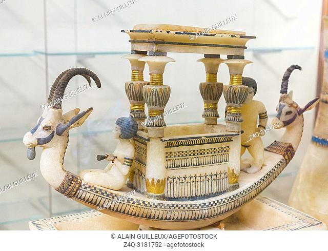 Egypt, Cairo, Egyptian Museum, Tutankhamon alabaster, from his tomb in Luxor : A boat with shrine. The boat has ibex heads, the shrine is under a pillared kiosk
