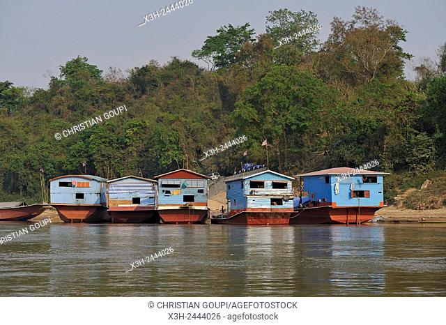 houseboat on the Mekong River, nearby Luang Prabang, Laos, Southeast Asia