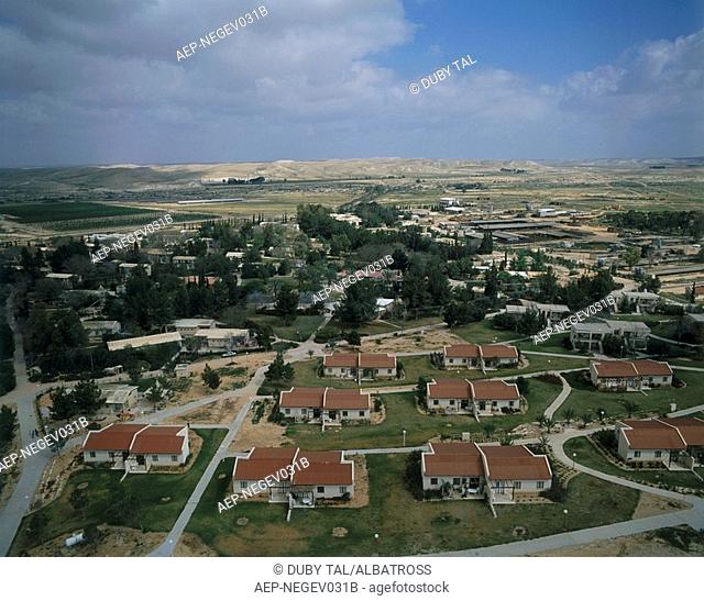 Aerial photograph of the village of Mash'abei Sade in the northern Negev desert
