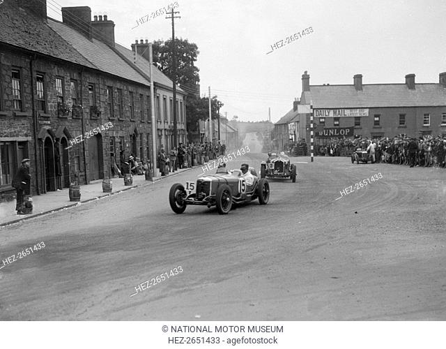 Riley 1486 cc. Entry No: 15. Driver: Maclure, E. Background: Alfa Romeo 2336S cc.Entry No: 3. Driver: Birkin, Sir H.R.S., Bt. Finished: 5th