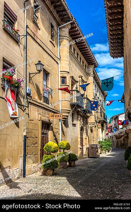 Spain, Rioja, Medieval Days of Briones (festival declared of national tourist interest), street lined with palaces (Saint James Way)