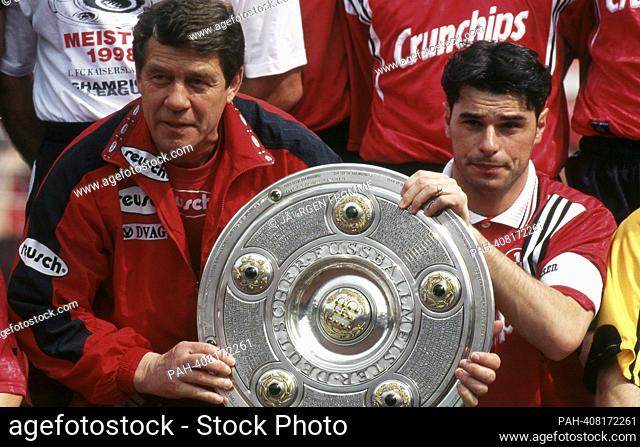 firo: football: football: archive photos, archive photo, archive pictures, 1. Bundesliga season 1997/1998, 97/98, photo session 1. FC Kaiserslautern 1